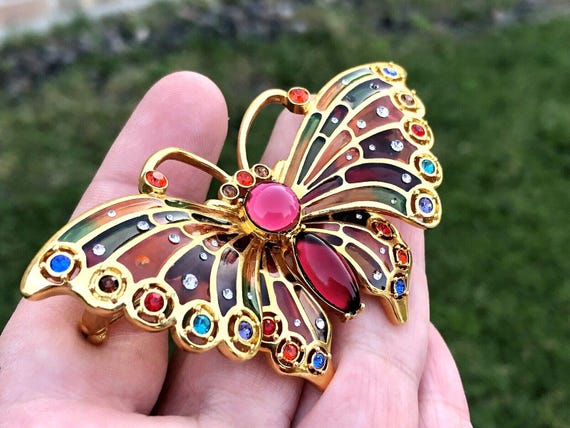 Joan rivers butterfly brooch deals