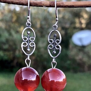Art Deco Scottish Carnelian Ball Bead Sterling Silver Filigree Dangle Earrings