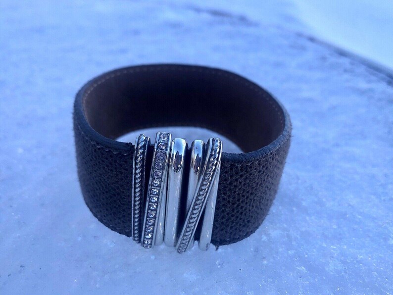 Brighton JF4480 Neptunes Rings breites modernistisches Lederarmband Einzelverkauf USD88 Bild 4