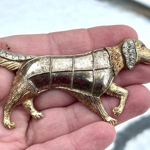 Vtg Rustic Artisan Pointer Dog Hunting Dog Rare Brooch Pin 21.4g