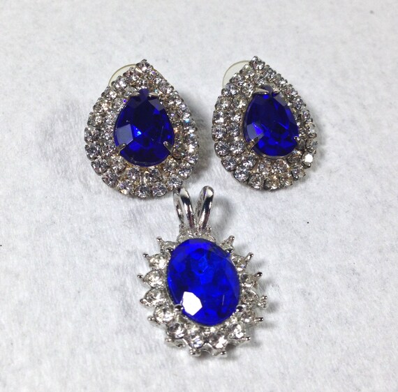 Vintage Juliana Vivid Sapphire Blue Teardrop Earr… - image 1