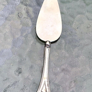 Art Deco Sterling Silver Handle Cheese Server Or Small Cake Server- 6” Vintage