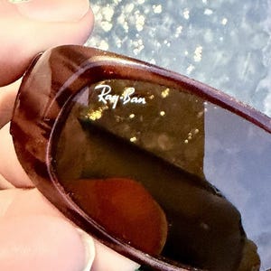 Gafas de sol Ray-Ban Sidestreet RB2129 938 con elegante diseño de madera y protección UV B15 imagen 6