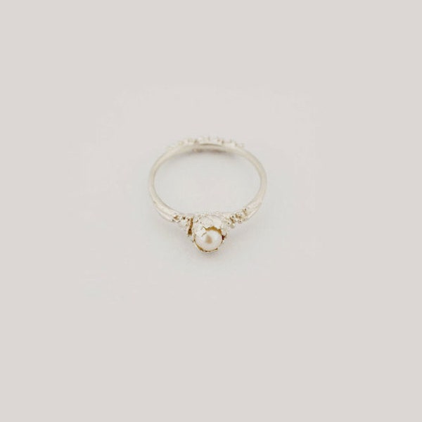 Waterlily Stacking Ring