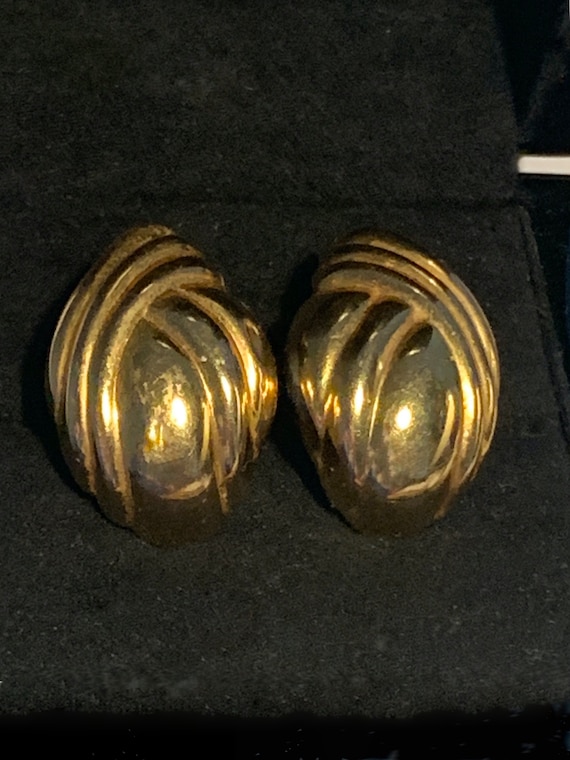 9ct 375 Gold Chunky 1980's Earrings