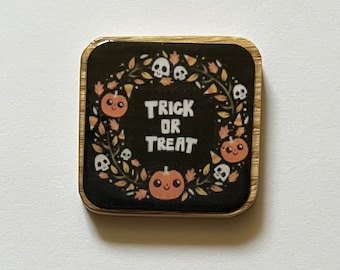 Trick or Treat magnet