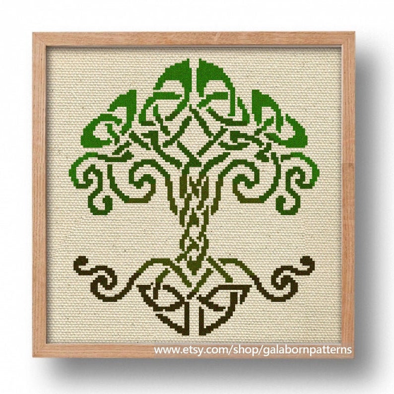 Дерево жизни схема. Дерево Славянский оберег в вышивке. Вышивка крестиком Кельтское дерево. Руническое дерево вышивка. Иггдрасиль вышивка крестом.