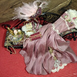 Artisan Dollhouse Trunk C12-01