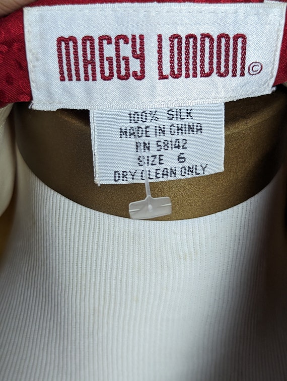 Vintage Maggie London Silk Print Suit - image 7
