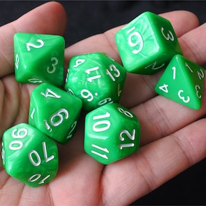 DnD Dice Set / green Pearl Marble Swirl Polyhedral dice / D&D dice, Dungeons and Dragons, RPG Dice Critical Role Roll N/white (DP14)