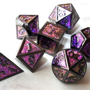 Metal Dice Set DND,Dragon And Dungeon, Glitter Polyhedral Metal Dice Set D&D, purple and pink colors, D20 D10 D8 D6 D4 RPG Dice Set (MT07)