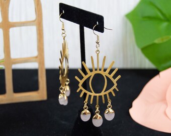 Pendientes de piedra rosa claro natural colgantes de ojo de latón ~ Pestañas ~ Pendientes grandes de oro
