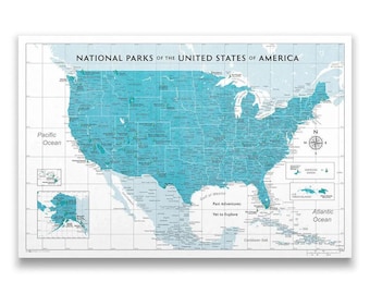 Mapa turystyczna Parków Narodowych USA z pinezką – turkusowa – prezent dla miłośników przyrody i przygód