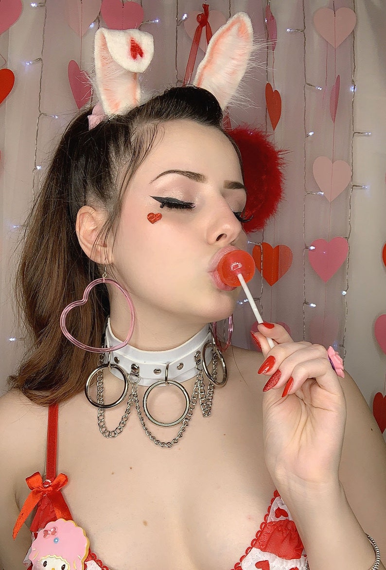 y2k 90s Heart Hoop Earrings image 9