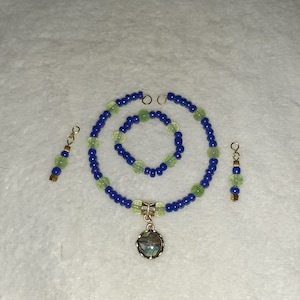 Blaue Puppenkette, Armband und Ohrringe , passend für American Girl Dolls oder 18-Zoll-Puppen ähnlicher Größe