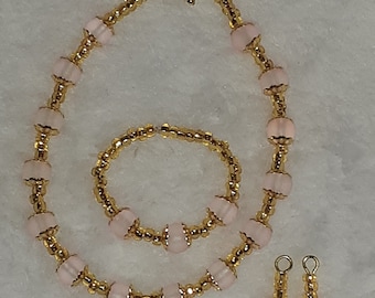 Collar de muñeca rosa, pulsera y aretes *** ajustados para adaptarse a American Girl Dolls o cualquier muñeca de tamaño similar de 18 pulgadas