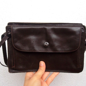 Organizador de viaje de cuero marrón, bolsa de cuero desgastado con cremallera, bolso de mano unisex, bolso minimalista, estuche para documentos, bolso de mano rústico de los años 70 y 80