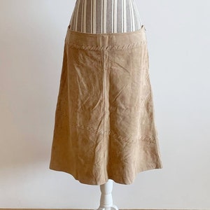 Beżowa spódnica ze skóry zamszowej dla kobiet, rozmiar M L, spódnica midi vintage z lat 90. Y2K, spódnica boho w kształcie litery A, spódnica hipisowska w stylu lat 70., spódnica grunge z niskim stanem