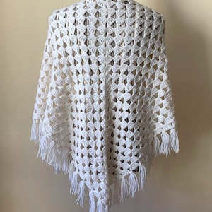 Winter Crochet Lace Shawl, Bridal Off White Triangle Shawl, Vintage Evening Shawl Wrap, Fringed Boho Shawl, Wedding Stole with Tassels