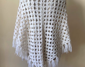 Winter Crochet Lace Shawl, Bridal Off White Triangle Shawl, Vintage Evening Shawl Wrap, Fringed Boho Shawl, Wedding Stole with Tassels