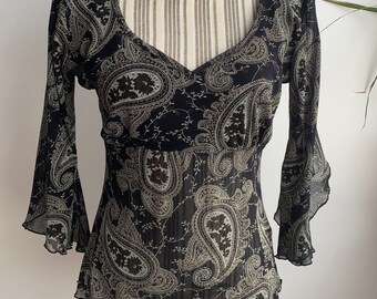 Vintage jaren 90 Y2K zwarte transparante top met halve uitlopende mouwen maat L, Y2K rekbare transparante blouse met paisleyprint, aansluitende kanten top met V-hals, mesh shirt