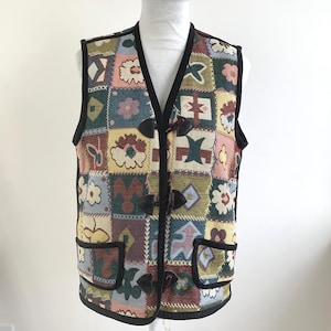 Vintage Tapestry Patchwork Vest Women's Medium, 90s Boho Woven Waistcoat, Floral Cottagecore Vest, Toggle Button Multicolor Folk Art Top