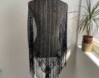 Black Lace Shawl with Tassels, Art Deco Fringed Scarf, 20's Style Flapper Wrap, Art Nouveau Mesh Crochet Shawl, Elegant Evening Cover Up