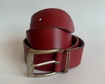 Vintage Distressed Leather Oxblood Jeans Belt for Women, Simple Minimalist Unisex Burgundy Waist Belt With Silver Tone Buckle, 35.4" / 90 cm