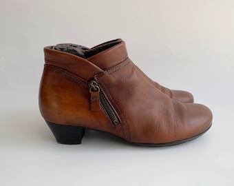 Vintage Brown Heeled Ankle Boots for Women Size UK 5, EUR 38, US 7.5,  Y2K Round Toe Zip Up Boots, Fall Spring Elegant Low Heel Booties