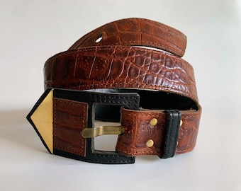 Vintage Jill Stuart wide brown leather gold medallion reptile croc embossed belt Vintage Jill Stuart Wide Brown Reptile Croc Embossed Leather  main image 2