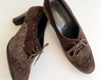 Zapatos Oxford de tacón de ante marrón italiano vintage de los años 90, talla 37 (Reino Unido 4, EE. UU. 6), cómodos zapatos de tacón alto con cordones y puntera de ala.