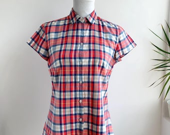 Vintage Y2K Lacoste-shirt met knoopsluiting voor dames maat M, 100% katoenen shirt met korte mouw, rood blauw witte geruite blouse met kraag, top in retrostijl