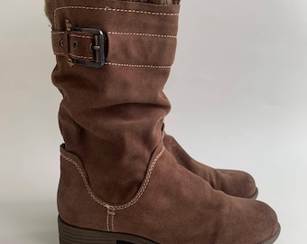 Vintage Braune Lederstiefel für Frauen Größe 40, Western Flache Wildleder Leder Stiefel, Nubuck Stiefeletten mit Filz-Woll-Oberteil, Niedrige Reißverschluss-Stiefel