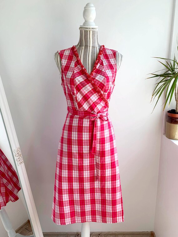 Vintage Y2K Cotton Wrap Dress for Women Plus Size L Sleveless Ruffled V Neck Belted Midi Dress, White Pink Checkered Retro Summer Clothing