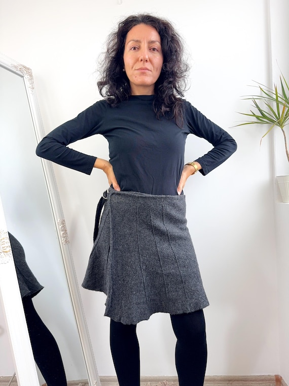 Vintage Y2K 100% Wool Wrap Mini Skirt Size M, Joma Fashion Dark Grey Short A-Line Skirt, Cozy Winter Grunge Preppy Felted Blanket Skirt