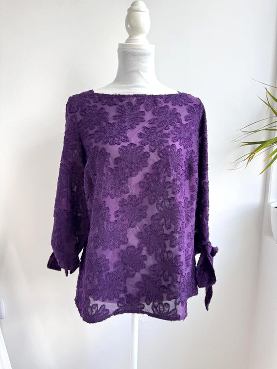 Sheer Purple Floral Blouse, Textured Devore Burnout Top, Romantic Whimsigoth Clothing Bow Tie Cuff 3/4 Sleeve Boat Neck Retro Italian Shirt
