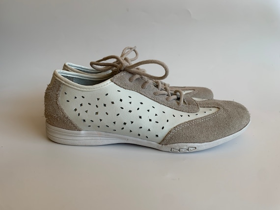 Cut Out White Leather Shoes for Women, Comfortable Lace Up Shoes, Suede Flat Leather Tie Up Shoes, Vintage Casual Leisure Shoes, EU 38, US 7
