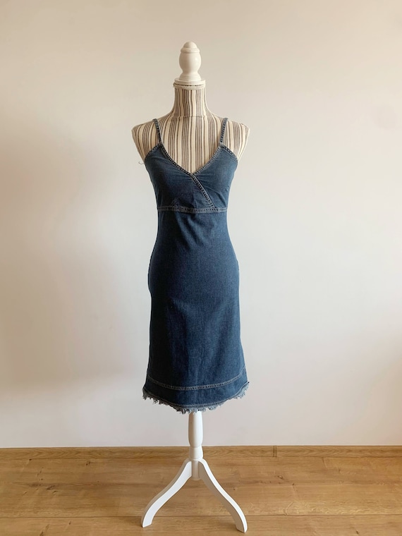Slim Fit Faded Denim Dress Size XS, Vintage 90s Blue Denim Dress, Bodycon Jean Dress, V Neck Fitted Slip Dress, Sleeveless Tank Midi Dress