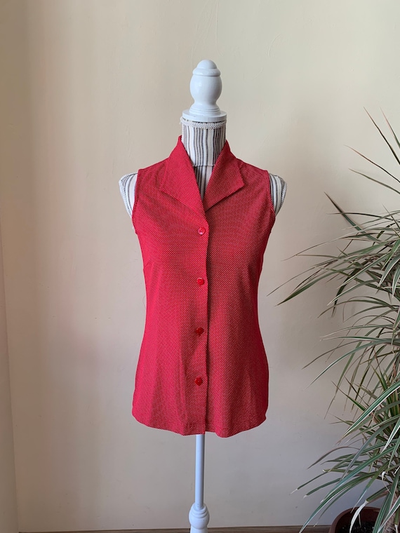 Red Cotton Button Down Blouse for Women Size M, Vintage Sleeveless Summer Tank Top, Retro Collared Shirt With White Polkadots, Mod Long Vest