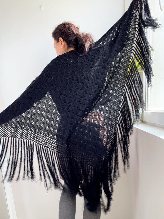 Vintage Black Lace Triangle Shawl with Fringe, Leaf Pattern Boho Piano Wrap, Gothic Victorian Knit Shoulder Cape, Festival Knitted Scarf