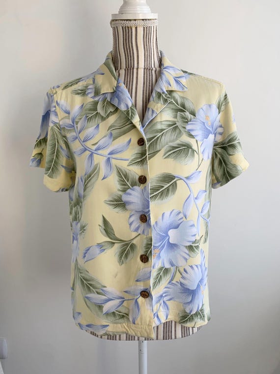 Vintage Havana Jack's Cafe Hawaiian Shirt for Women Size S, Pale Yellow Light Blue Sage Green Floral Button Up Top, Relaxed Tropical Blouse