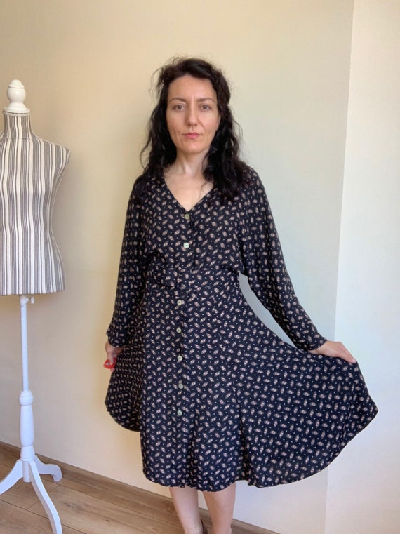 Vintage 80s Flare Shirt Dress for Women, 3/4 Bat Sleeve Black Button Down Dress, Retro Knee Length Belted Dress, V Neck Midi Dress Size M