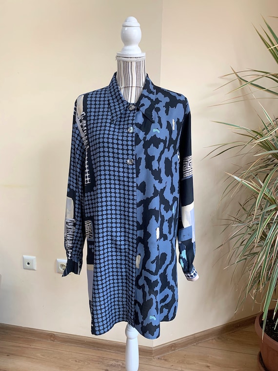 Vintage 80s Abstract Print Button Up Shirt, Blue Black Long Sleeve Retro Shirt, Funky Collared Button Down Top, Loose Fit Long Blouse Size M