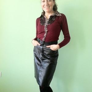 Vintage 80s Moschino Black Leather Skirt, Above the Knee Italian Leather Pencil Skirt, High Waist Wiggle Sexy Secretary Skirt Size M Medium image 3