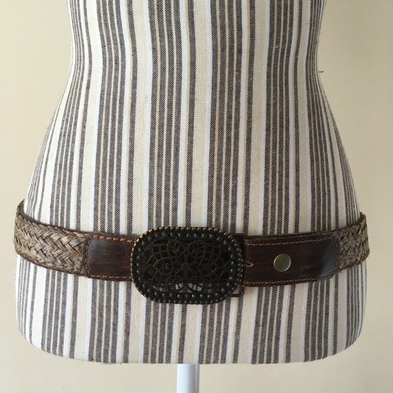 Brown Woven Straw Waist Belt for Women with Ornat… - image 7