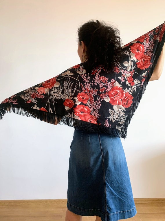 Black Floral Triangle Piano Shawl With Tassels, Red Roses Gypsy Fringed Shawl, Boho Scarf for Women, Bohemian Wrap Shawl, Festival Cover Up