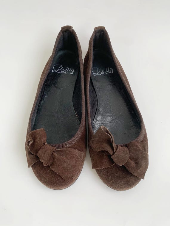 Vintage Brown Suede Ballet Flats with Bow Made in Italy Size EU 38 US 7  UK 4 1/2, Y2K Flat Ballerina Shoes, Round Toe Slip On Loafers