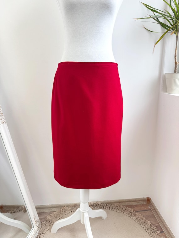 Vintage Classic Red Pencil Skirt Size M, Fine Wool Midi Skirt, Retro Knee Length Straight Mod Skirt, 80s Tailored Minimalist Officewear