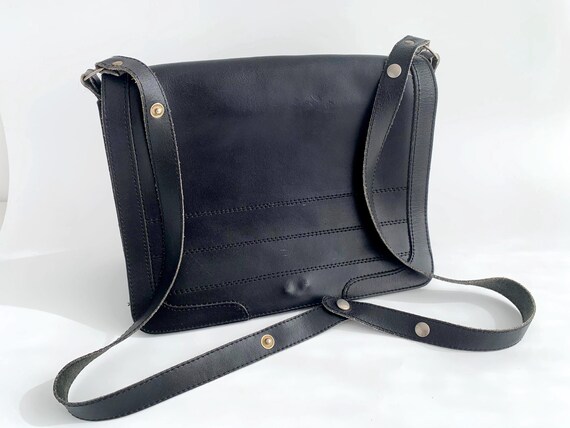Vintage 80s Black Leather Shoulder Bag, Real Leather Tote Bag With Adjustable Shoulder Strap, Simple Minimalist Medium Size Travel Purse