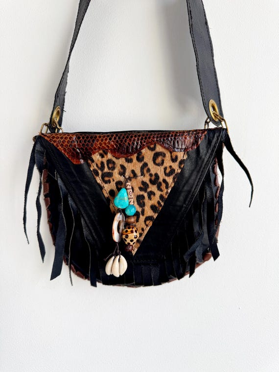 Boho Animal Print Real Leather Fringe Bag, Leopard Print Cowhide Purse, Western Fringed Shoulder Bag Vintage Y2K Small Festival Hippie Purse